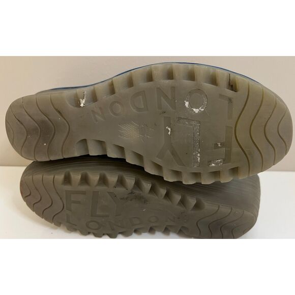 Fly London Yuzu wedge sandal. Size 39(W) - Picture 7 of 8